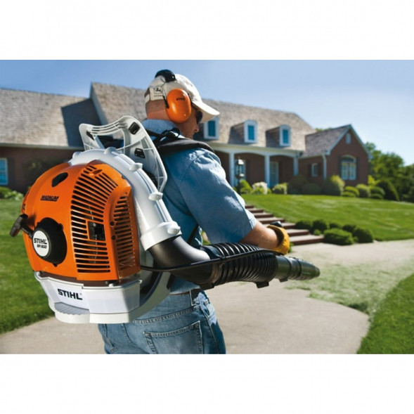 Воздуходувка бензиновая STIHL BR 600  в Омске