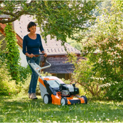 Бензиновая газонокосилка STIHL RM 650 V