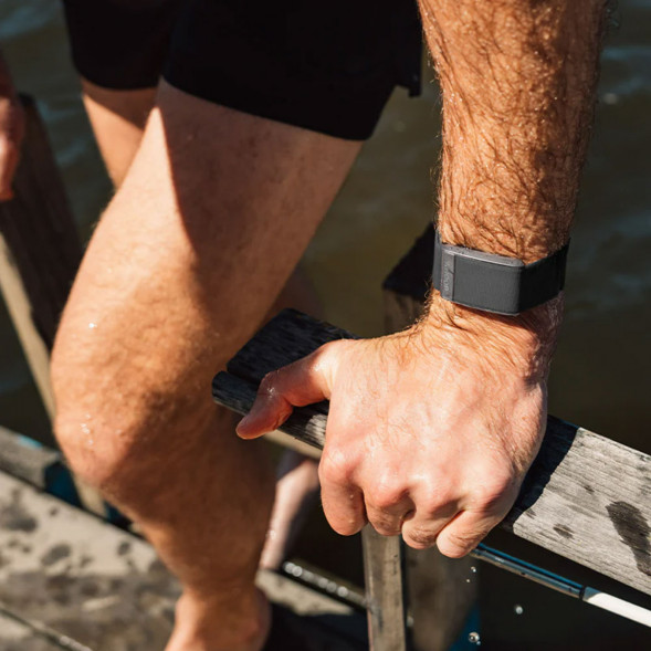 Ремешок для фитнес - браслета Whoop 4.0 HydroKnit Band (Storm Grey) в Омске