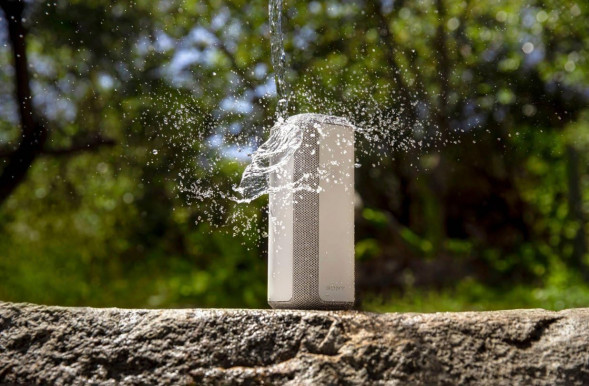 Портативная колонка Sony SRS-XE300, Light Gray в Омске