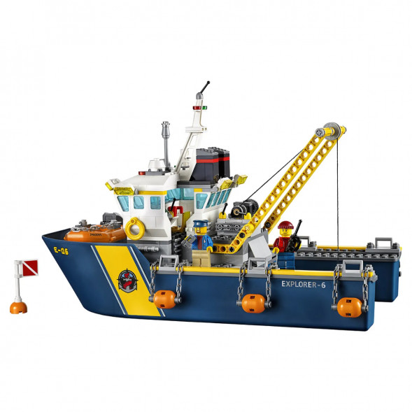 Конструктор LEGO City 60095 Корабль исследователей морских глубин в Омске