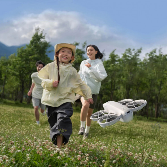 Квадрокоптер DJI Neo Motion Fly More Combo в Омске