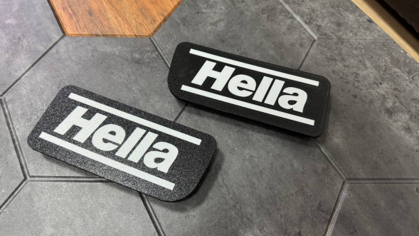 Заглушки противотуманных фар Hella для BMW E36 (комплект 2 шт.) в Омске