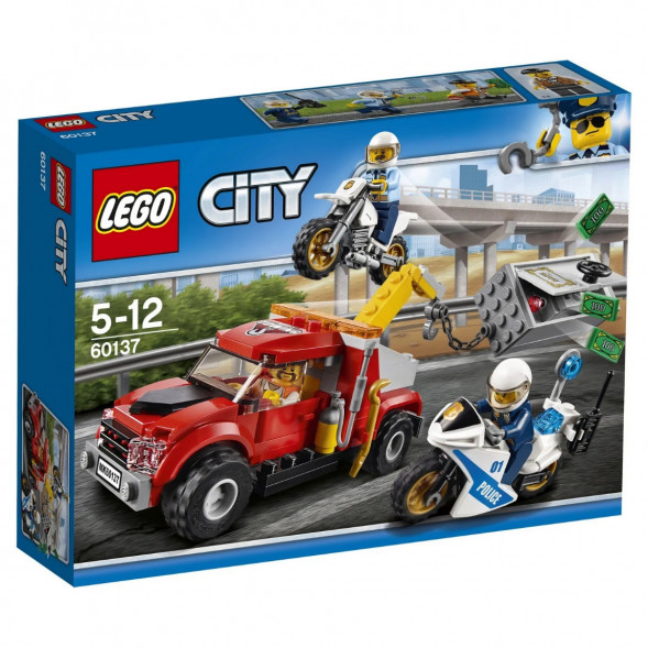 Конструктор LEGO City Police 60137 Побег на буксировщике в Омске