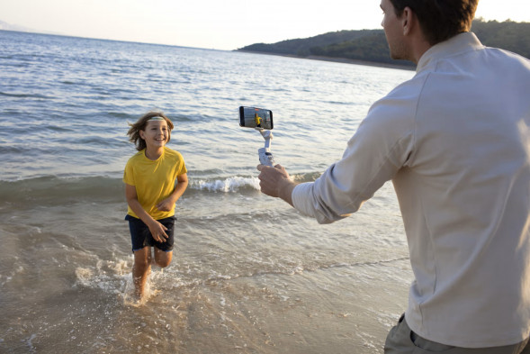 Электрический стабилизатор для смартфона DJI Osmo Mobile 7 в Омске