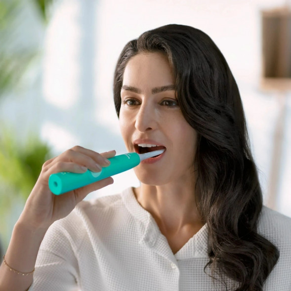 Электрическая зубная щетка Philips HX3689/43 Series 4100 в Омске