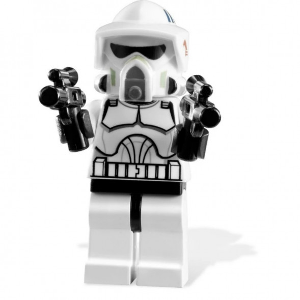 Конструктор LEGO Star Wars 7913 Боевой отряд штурмовиков-клонов в Омске