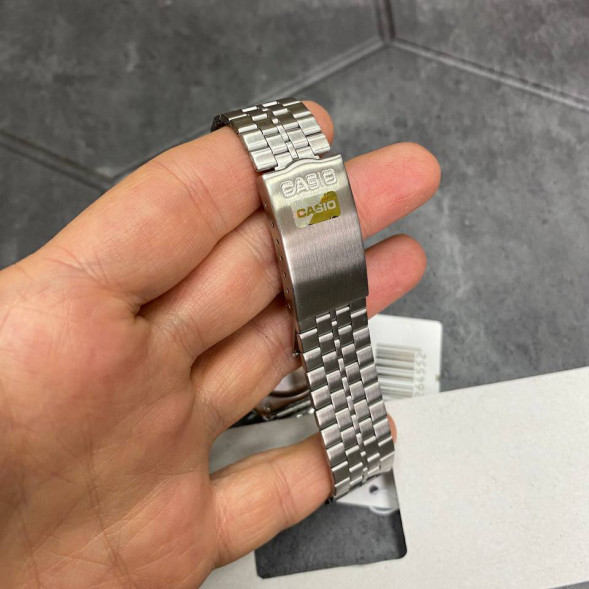 Наручные часы Casio Vintage A159W-N1DF в Омске