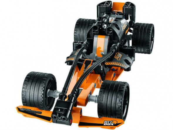 Конструктор LEGO Technic 42026 Чёрный гоночный автомобиль в Омске