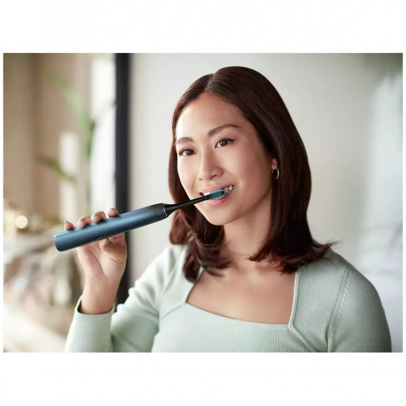 Электрическая звуковая зубная щетка Philips Sonicare DiamondClean 9000 HX9911/88, темно-синий в Омске