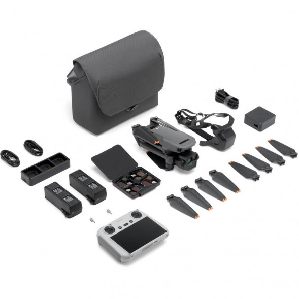 Квадрокоптер DJI Mavic 3 Pro Fly More Combo (DJI RC) в Омске