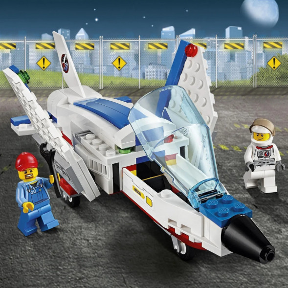 Конструктор LEGO City Space Port 60079 Транспортер для учебных самолетов в Омске