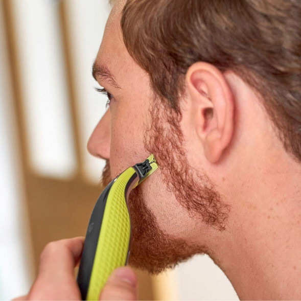 Сменные лезвия Philips OneBlade 2 шт. + 1 шт. Body kit QP620/50 в Омске