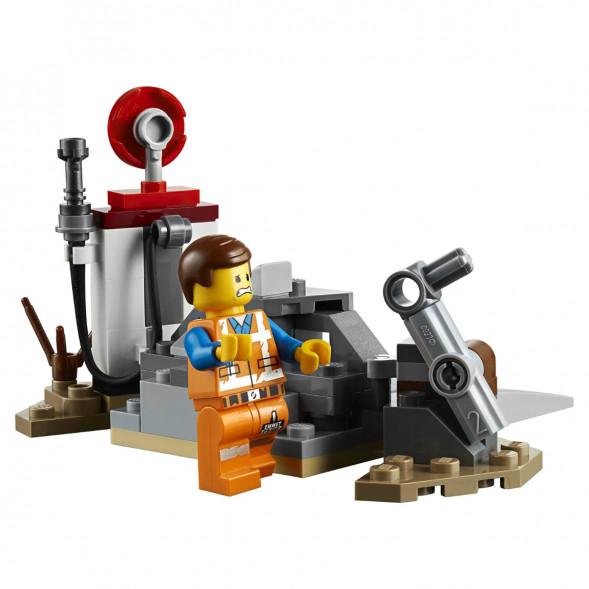 Конструктор LEGO Movie 70823 Трехколёсный велосипед Эммета в Омске